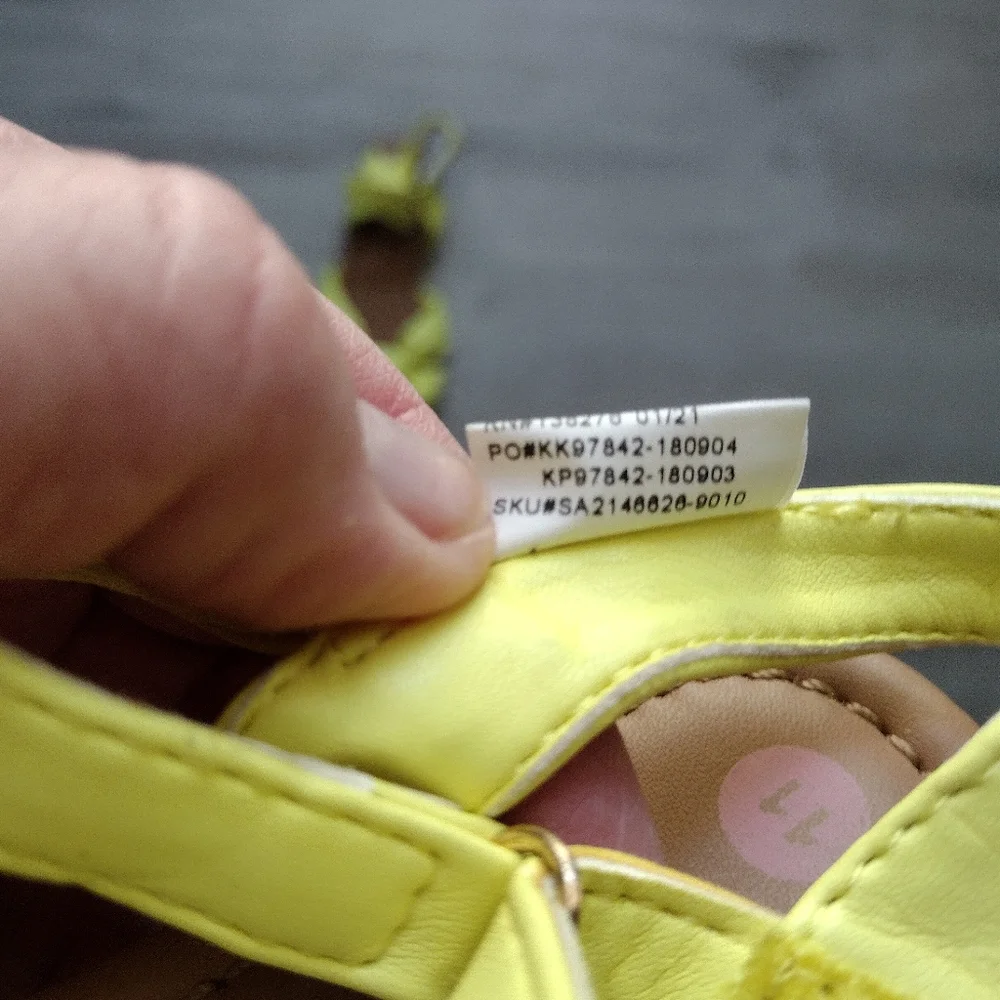 Yellow knot straps and easy-on off Sandals Little girls Size 11 NWOT